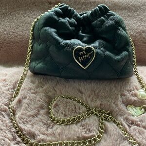 Betsy Johnson black heart quilt bag. NWOT